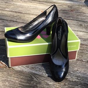 Naturalizer Bohemia, cap toe heels, NIB, 6.5 Narrow